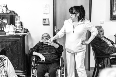Mezinárodní den seniorů - harmonikář Karel