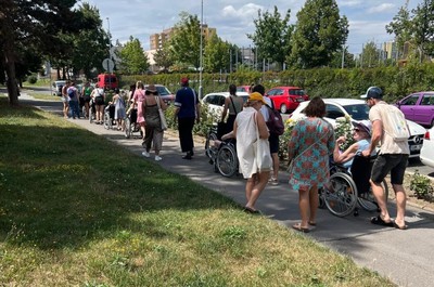 Srpnová terapie mezi stromy - Výlet do Malešického parku